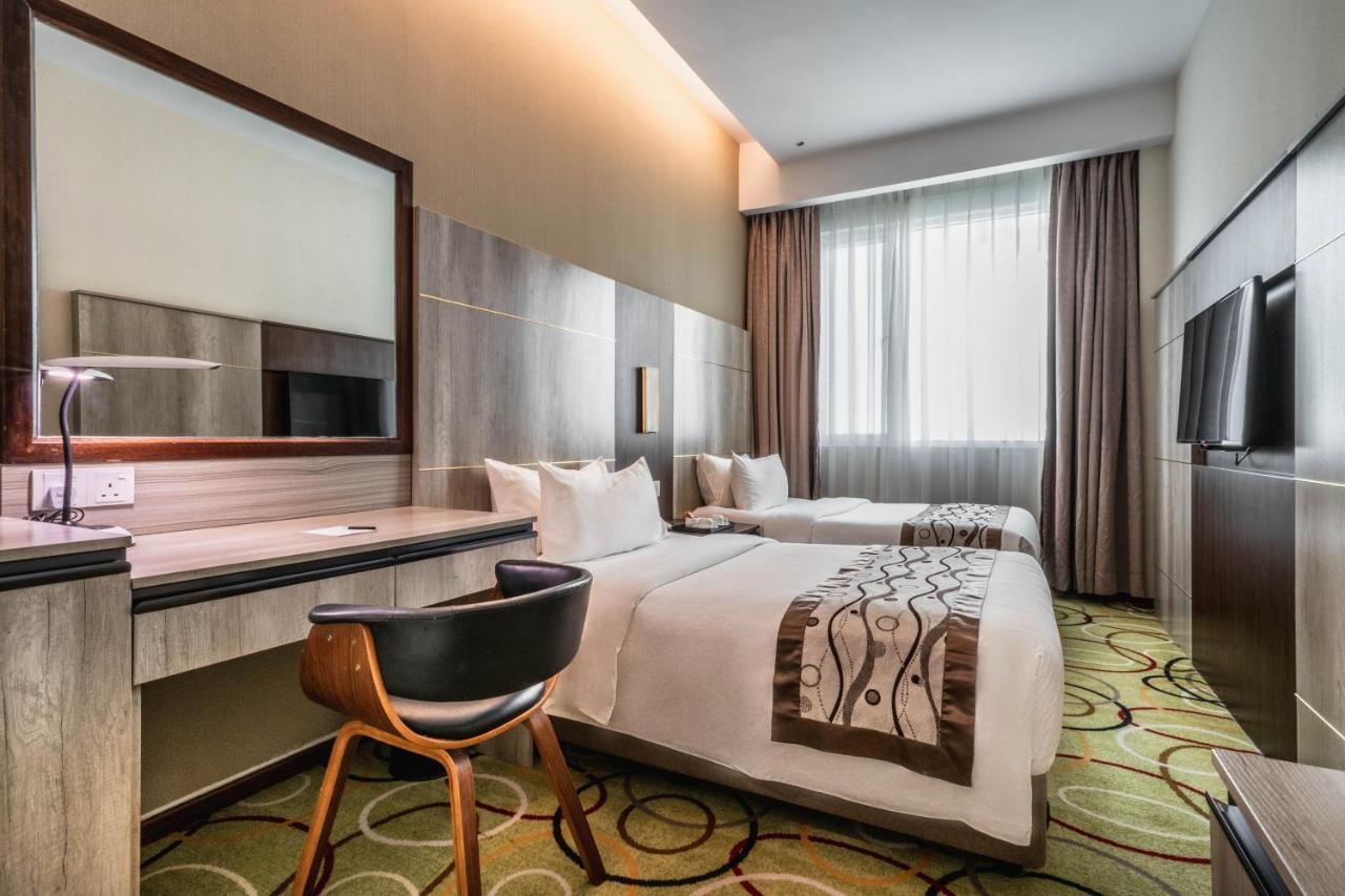 Ano Hotel Miri Εξωτερικό φωτογραφία