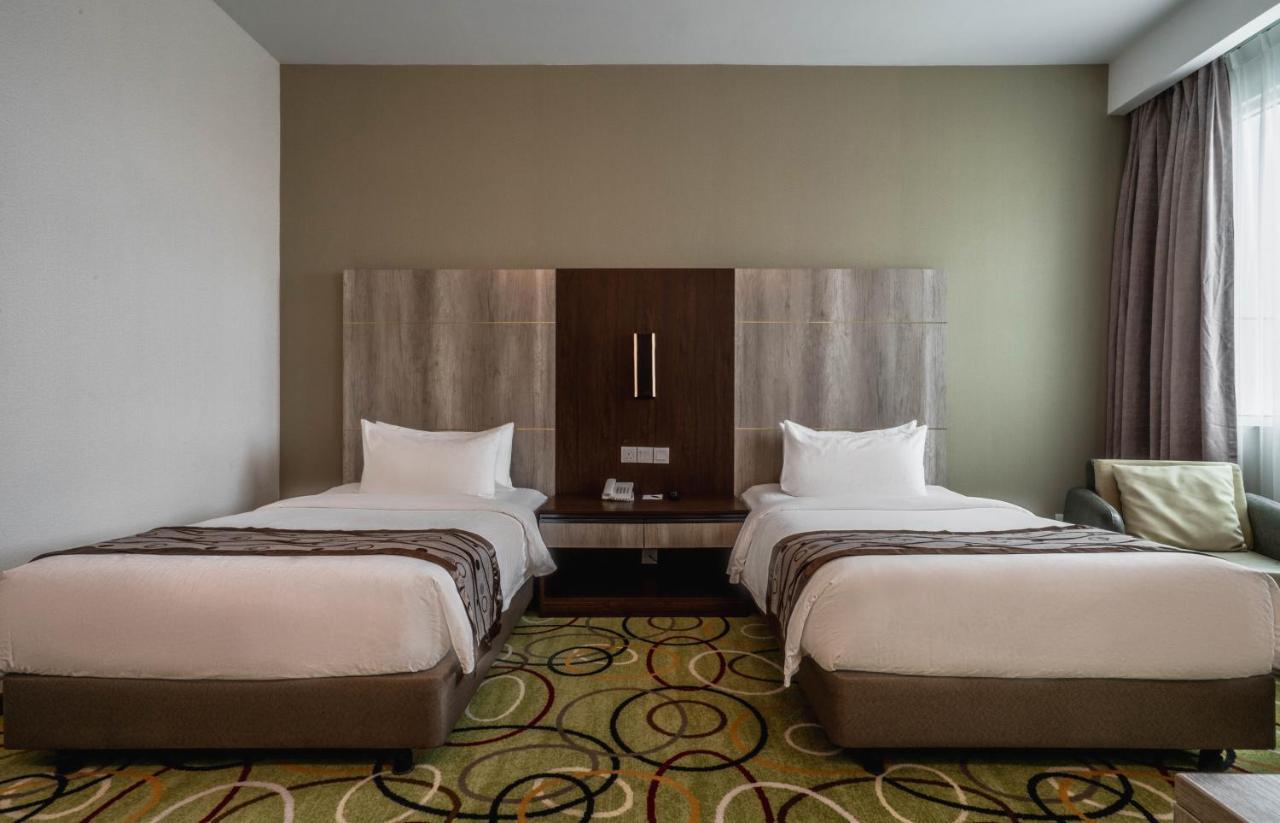 Ano Hotel Miri Εξωτερικό φωτογραφία