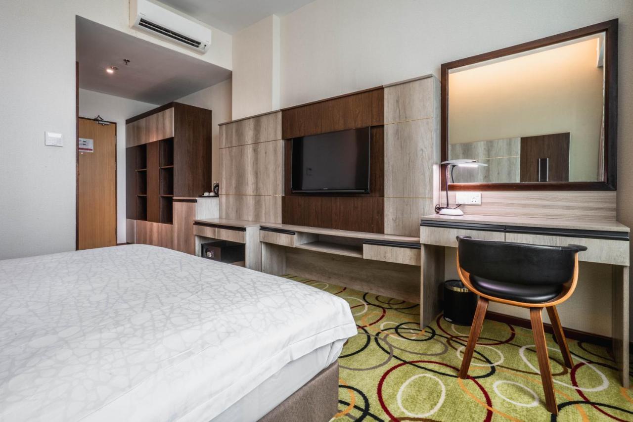 Ano Hotel Miri Εξωτερικό φωτογραφία