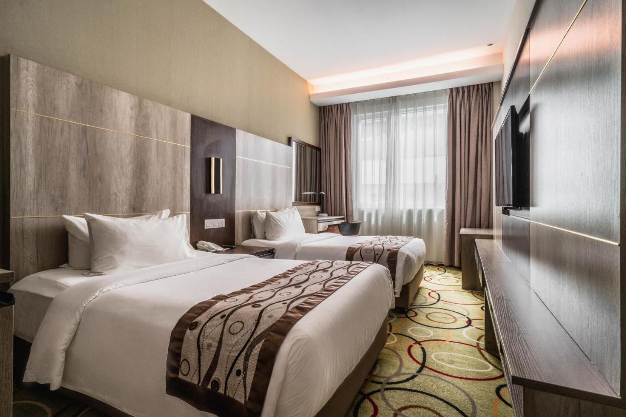 Ano Hotel Miri Εξωτερικό φωτογραφία