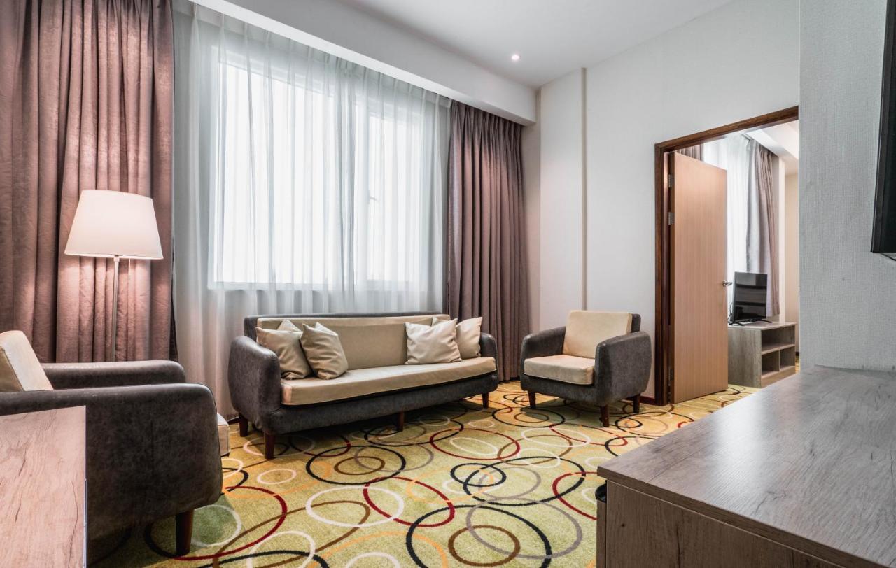 Ano Hotel Miri Εξωτερικό φωτογραφία