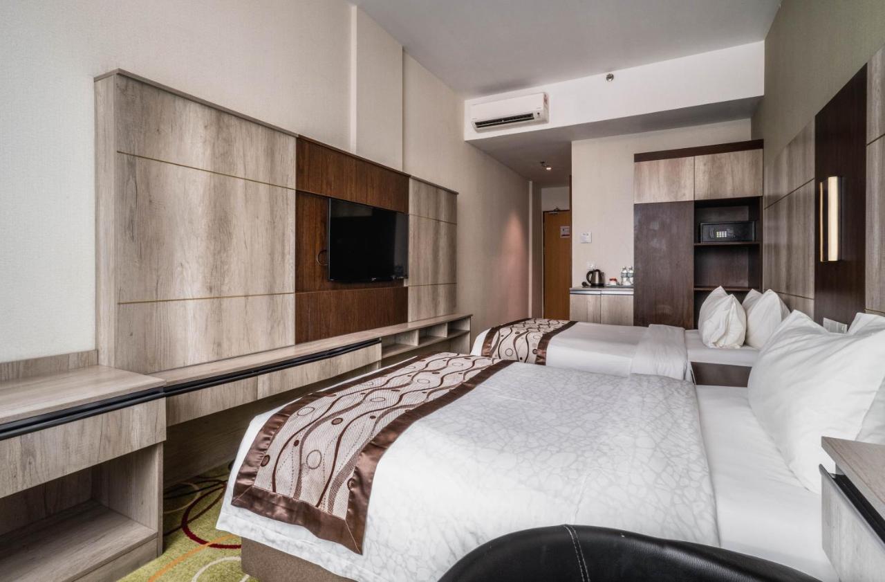 Ano Hotel Miri Εξωτερικό φωτογραφία