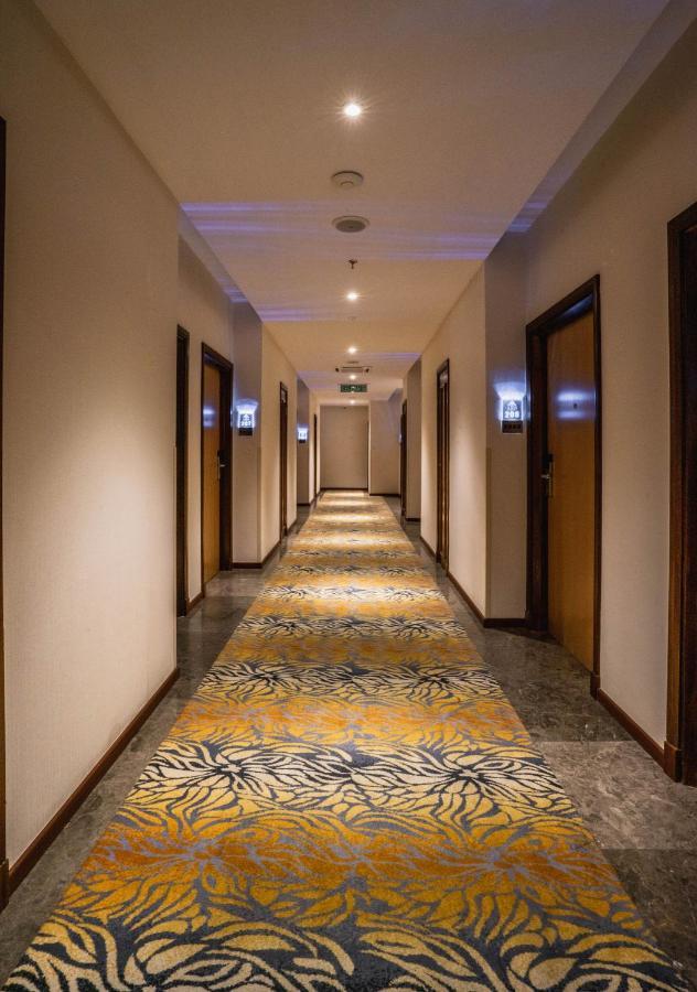 Ano Hotel Miri Εξωτερικό φωτογραφία
